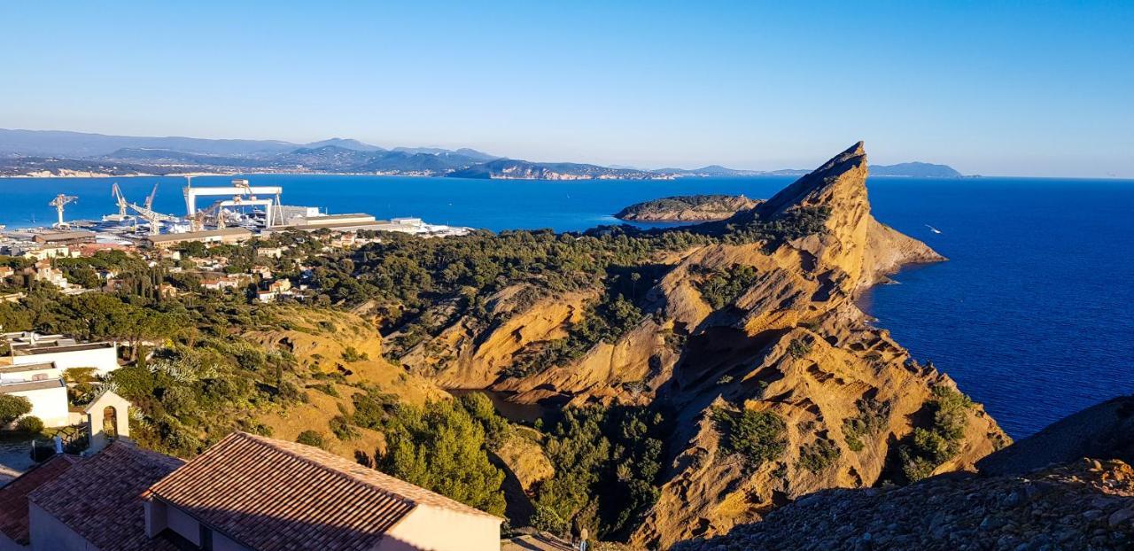 Appartement Vue Mer Avec Parking Ferme La Ciotat Exterior foto