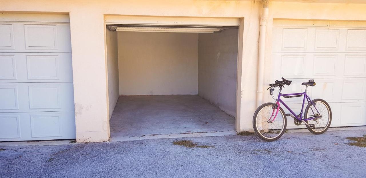 Appartement Vue Mer Avec Parking Ferme La Ciotat Exterior foto