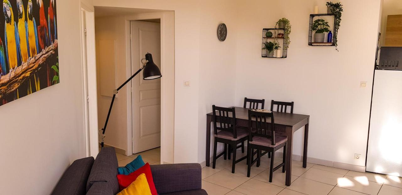 Appartement Vue Mer Avec Parking Ferme La Ciotat Exterior foto