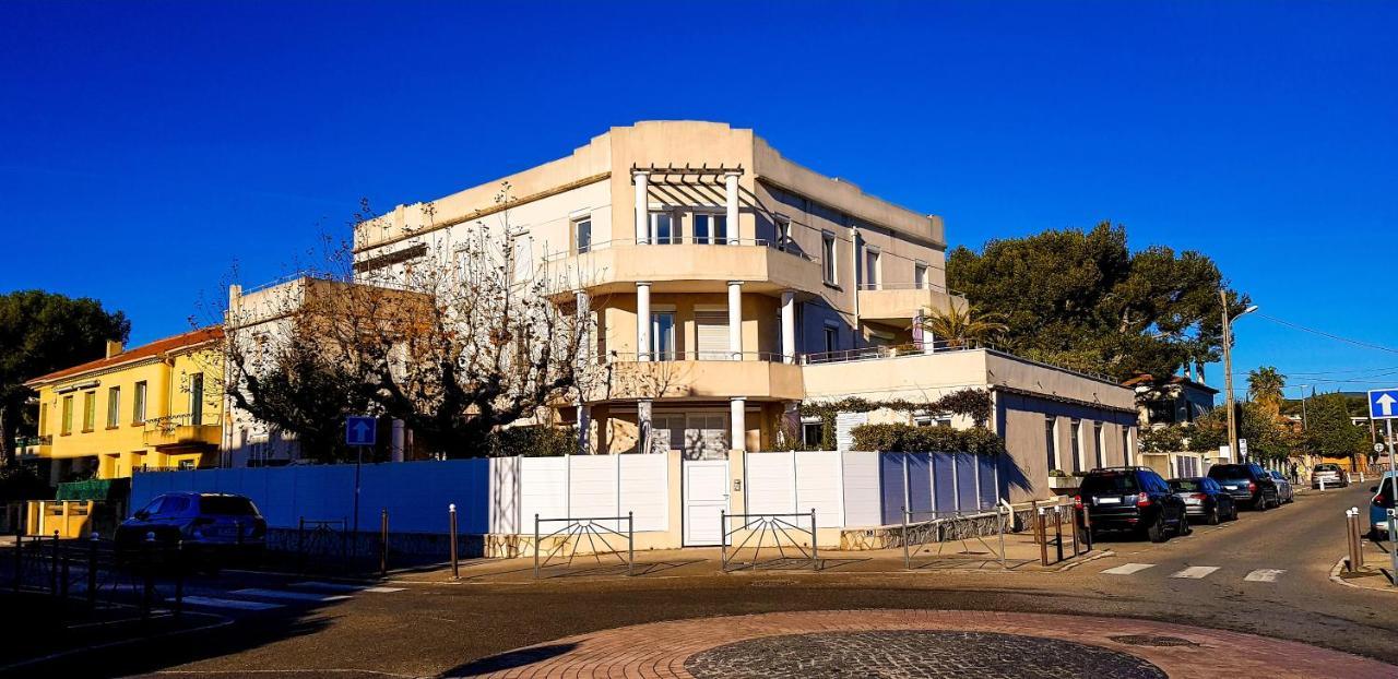 Appartement Vue Mer Avec Parking Ferme La Ciotat Exterior foto