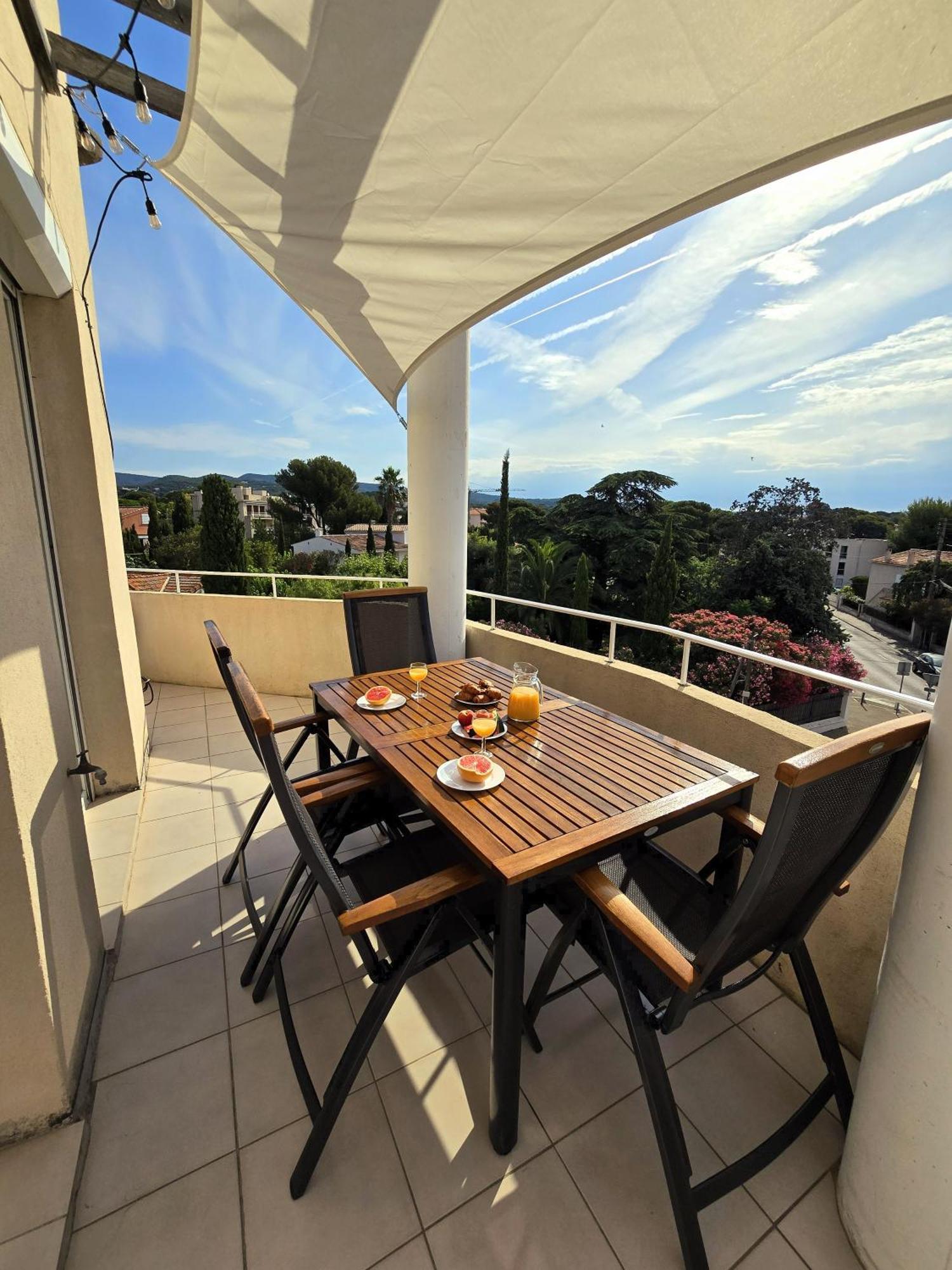 Appartement Vue Mer Avec Parking Ferme La Ciotat Exterior foto
